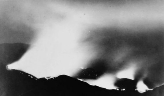 The San Gabriel Mountains on fire in 1924